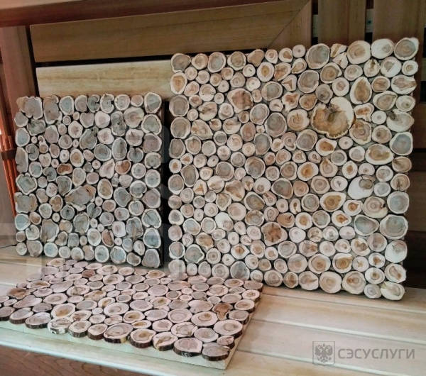 Панель из можжевельника